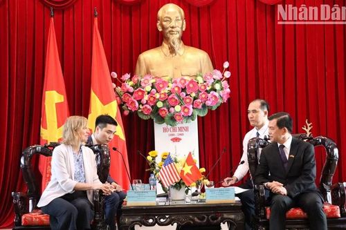Doanh nghiệp ngành bán dẫn Hoa Kỳ muốn triển khai dự án tại Đồng Nai