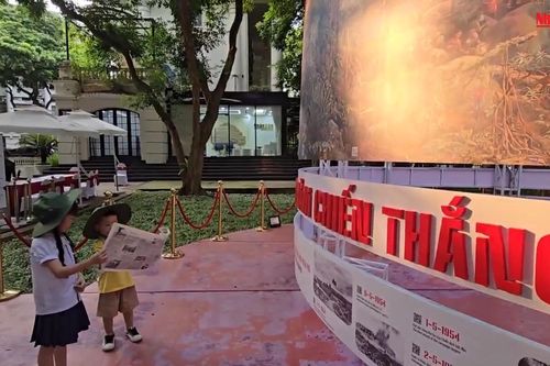 Báo Nhân Dân bắt đầu tặng tranh Panorama 'Chiến dịch Điện Biên Phủ' trên toàn quốc