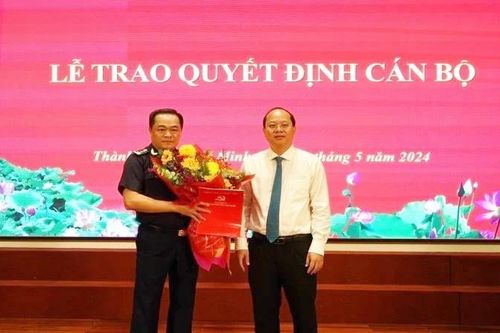 Đồng chí Nguyễn Hoàng Tuấn làm Bí thư Đảng ủy Cục Hải quan Thành phố Hồ Chí Minh