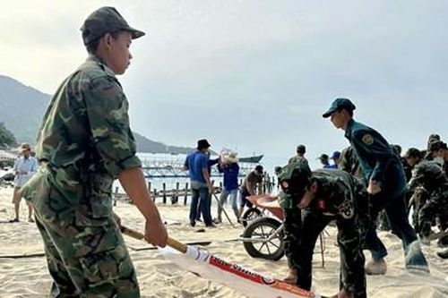 Tình quân dân nơi đảo nhỏ