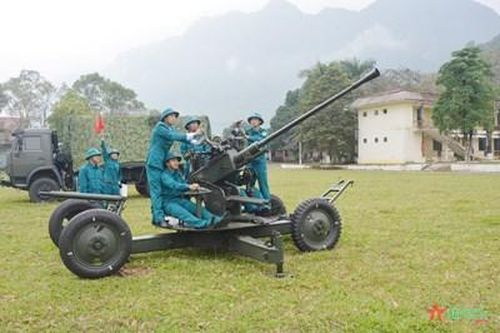 Hà Giang: Khai mạc huấn luyện Đại đội Dân quân pháo phòng không 37mm-1