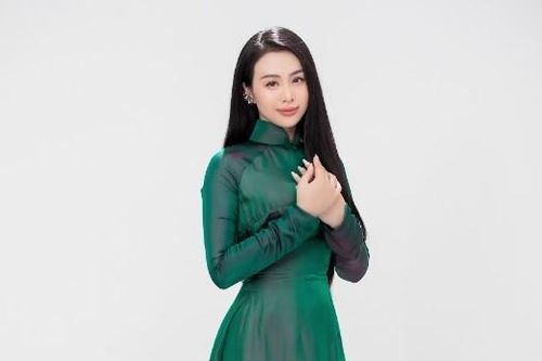Hoàng Tâm Anh tổ chức minishow 'Những bước chân âm thầm'