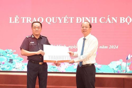 Ông Nguyễn Hoàng Tuấn giữ chức Bí thư Đảng ủy Cục Hải quan TPHCM