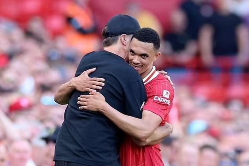 Xúc động khoảnh khắc Liverpool chia tay HLV Jurgen Klopp