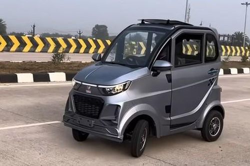 Mẫu ô tô điện 3 chỗ có giá rẻ hơn xe máy