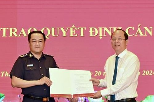 Công bố quyết định của Ban Thường vụ Thành ủy TPHCM về công tác cán bộ