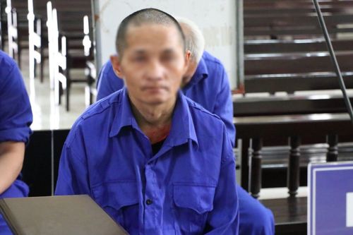 Vào tù vì vận chuyển ma túy và hàng cấm