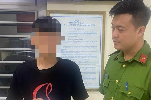 Đưa người say xỉn về trụ sở bị chế thành công an đánh dân trên mạng