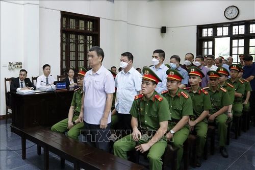 Xét xử cựu Bí thư Tỉnh ủy Lào Cai Nguyễn Văn Vịnh cùng đồng phạm