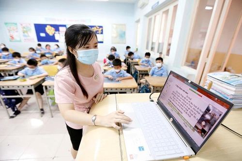 Khai giảng trại hè trực tuyến về AI cho giáo viên Việt Nam