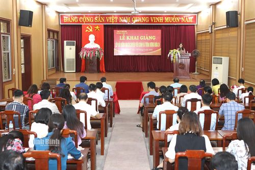 Khai giảng Lớp Bồi dưỡng ngạch chuyên viên chính và tương đương K24