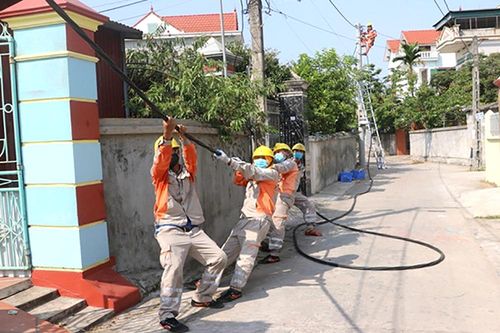 Đảm bảo điện sản xuất mùa nắng nóng