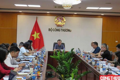 Bộ Công Thương đẩy nhanh hoàn thiện Chiến lược phát triển dịch vụ logistics VIệt Nam