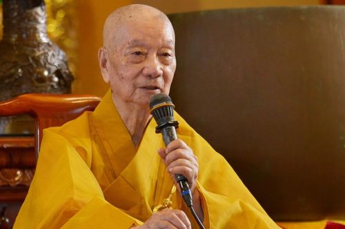 Đức Pháp chủ GHPGVN nói về sự biến động trên mạng xã hội và thái độ của người tu
