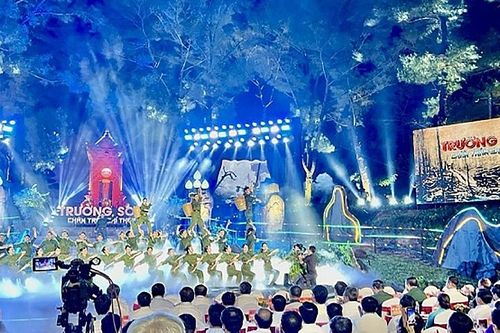 Quảng Trị: Chương trình nghệ thuật 'Trường Sơn - chân trần chí thép'