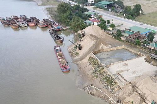 Siết chặt quản lý khai thác cát, sỏi lòng sông