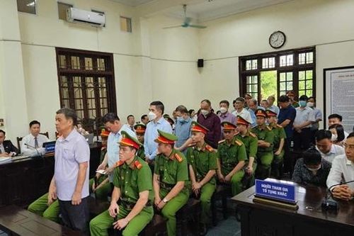 Xét xử cựu Bí thư và cựu Chủ tịch tỉnh Lào Cai trong vụ án rửa tiền liên quan đến quặng Apatit