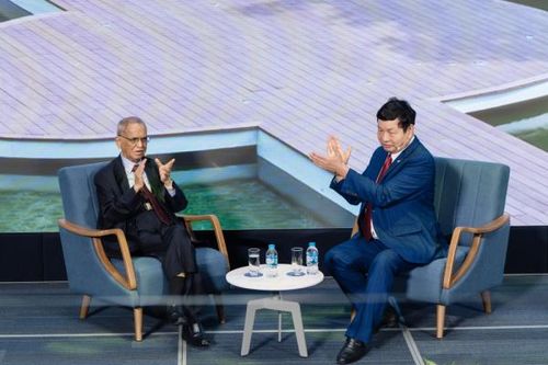 Huyền thoại ngành phần mềm Ấn Độ truyền cảm hứng khởi nghiệp cho giới công nghệ Việt Nam