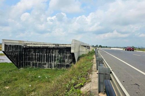 Dự án mở rộng Quốc lộ 9 ở Quảng Trị sẽ ra sao sau khi bị cắt vốn?