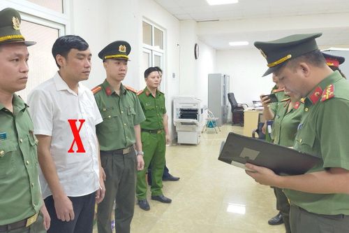 Khởi tố 3 đối tượng vụ đưa, nhận hối lộ tại Chi nhánh Văn phòng đăng ký đất đai ở Thanh Hóa