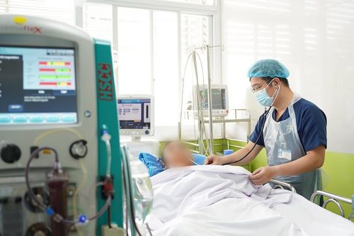 Hồi sức thành công cho bệnh nhân bị sốc sau khi chạy marathon