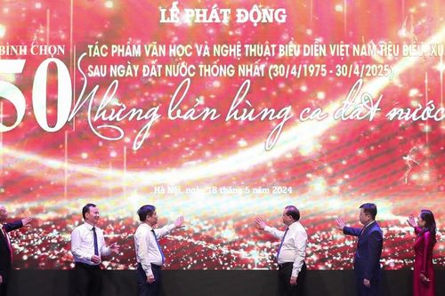 Đi tìm 'Những bản hùng ca đất nước'