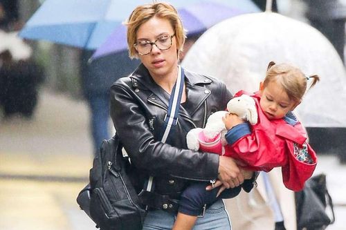 Diễn viên Scarlett Johansson tiết lộ những câu hỏi 'khó đỡ' của con gái
