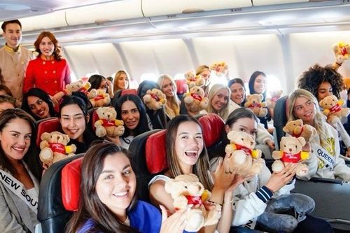 Vietjet đưa top 28 cuộc thi Hoa hậu Hoàn vũ Australia tới Việt Nam