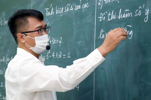 Giáo viên TPHCM thêm thu nhập, thầy giáo ở quận 3 nhận cao nhất 48 triệu đồng