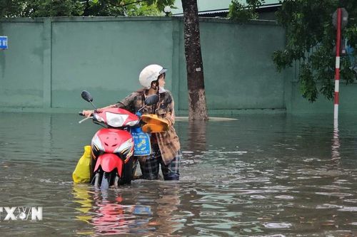 Mưa dông kèm lốc, sét trong 3 ngày qua khiến 4 người tử vong