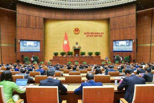Đại biểu đề xuất cân nhắc việc bổ sung thu phí vào nội đô