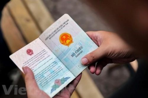 Hoãn xuất cảnh hàng loạt chủ doanh nghiệp do nợ thuế