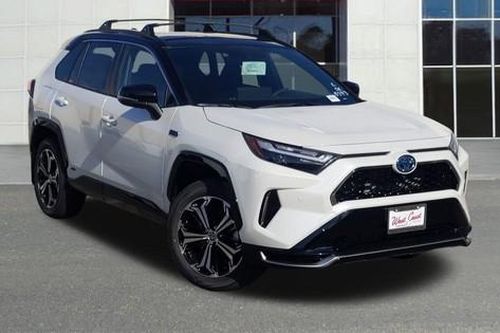 Top 10 xe plug-in hybrid đáng tin cậy nhất năm 2024