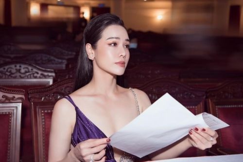 Nữ diễn viên Việt từng làm giúp việc, ngủ dưới gầm cầu, giờ đạt giải thưởng quốc tế
