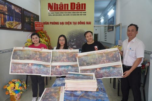 Báo Nhân dân tặng tranh panorama 'Chiến dịch Điện Biên Phủ' tại Đồng Nai