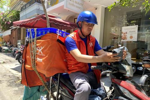Vui buồn nghề shipper