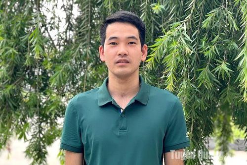 Thầy giáo trẻ tâm huyết với nghề
