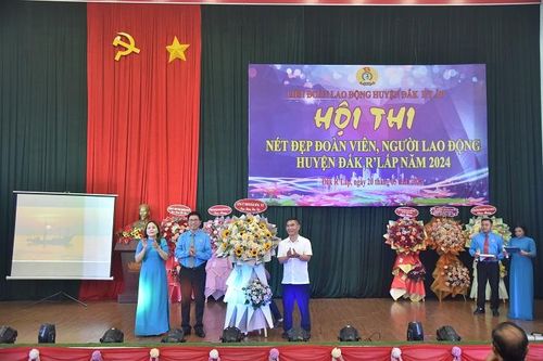 Nhôm Đắk Nông giành giải Nhất Hội thi 'Nét đẹp Đoàn viên người lao động huyện Đắk R'lấp năm 2024'