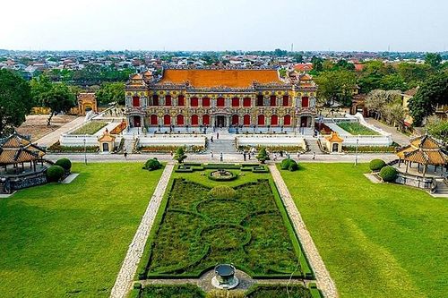 Tuần lễ Festival Huế được khai mạc tại điện Kiến Trung
