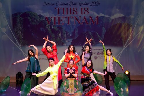 100 nghệ sĩ Việt giới thiệu văn hóa đất nước tại Vương quốc Anh