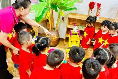 Lương sắp tăng 'kịch khung', giáo viên vẫn nhiều trăn trở