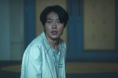'The 8 Show' gây sốt