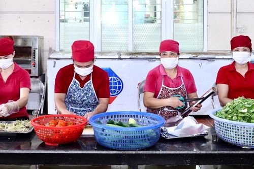Bảo đảm an toàn thực phẩm và dinh dưỡng cho người có công
