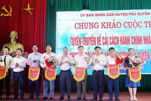 Huyện Phú Xuyên thi chung khảo tuyên truyền cải cách hành chính, chuyển đổi số