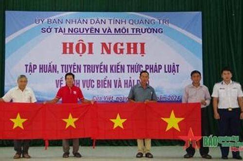 Hải đội 202 tổ chức Hội nghị tập huấn, tuyên truyền kiến thức pháp luật về biển và hải đảo