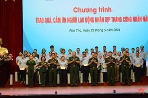 Nhà máy Z121 trao hỗ trợ gần 800 triệu đồng cảm ơn người lao động nhân dịp Tháng Công nhân 2024