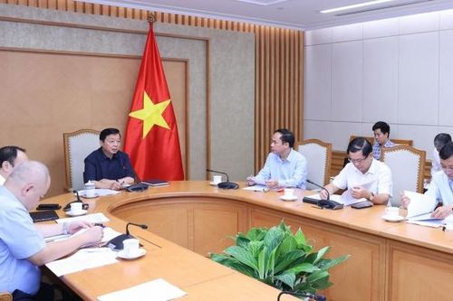 Khẩn trương đề xuất cơ chế, chính sách hỗ trợ nhà ở mới cho người có công, người nghèo