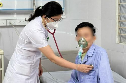 Cụ ông mắc căn bệnh nguy hiểm sau hơn 40 năm hút thuốc lào và thuốc lá
