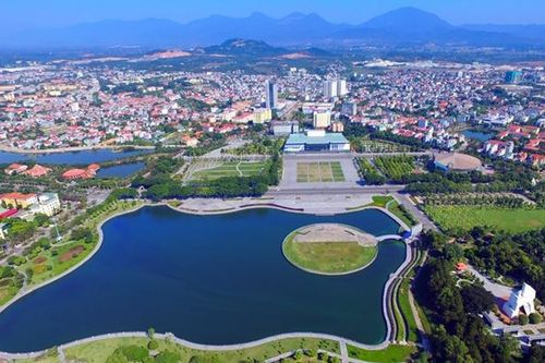 Tin bất động sản ngày 22/5: Vĩnh Phúc yêu cầu thu hồi hơn 2.000m2 'đất vàng' ven hồ Đầm Vạc
