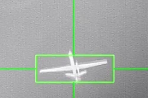 Houthi công bố khoảnh khắc bắn rơi UAV hàng chục triệu USD của Mỹ